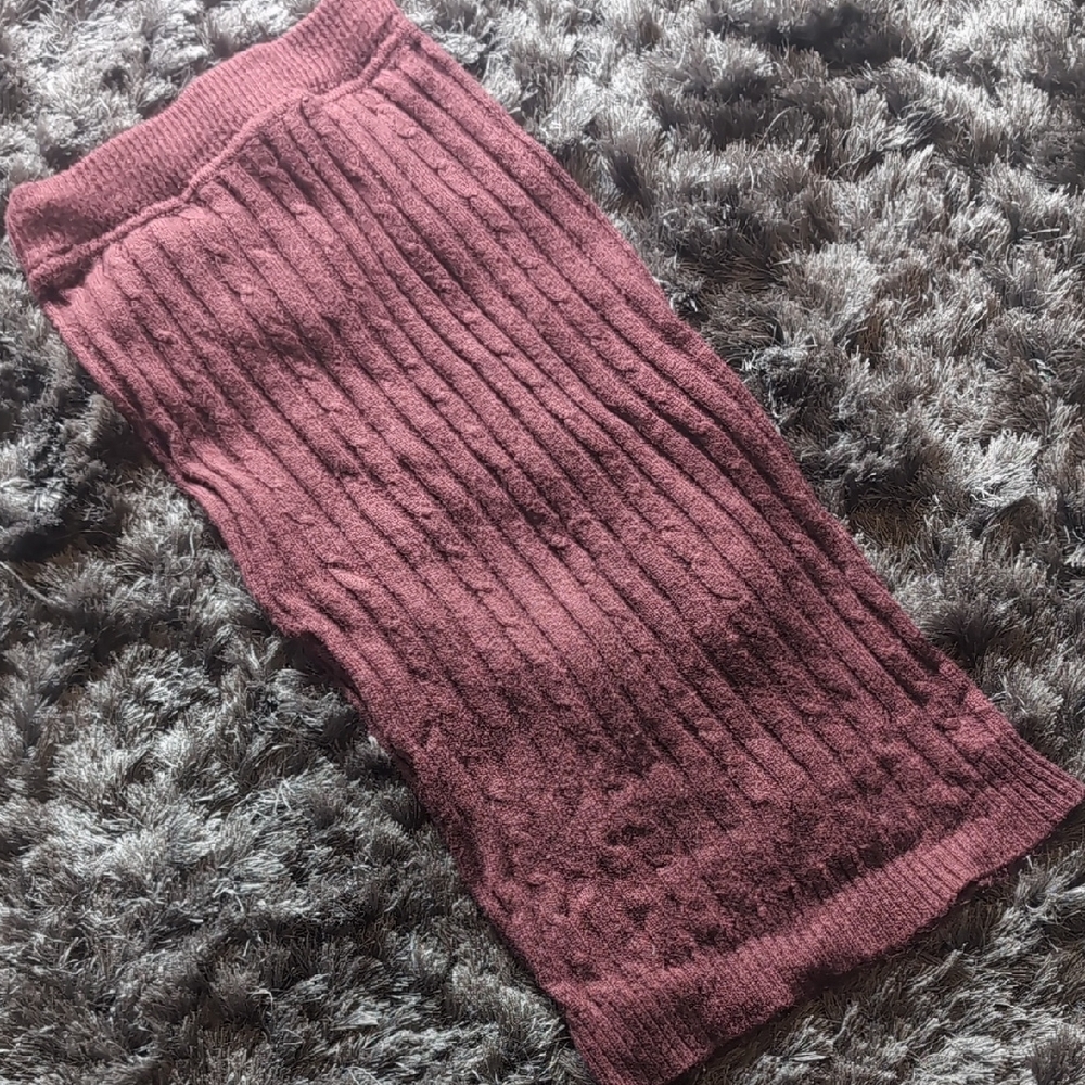 Atmosphere Maroon Ribbed Knit Pencil Skirt
